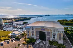 321 Sapphire Lake Dr, Bradenton, FL 34209 - Photo 96