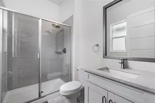 2006 5th St E, Palmetto, FL 34221 - Photo 32