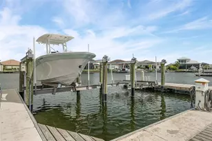 2006 5th St E, Palmetto, FL 34221 - Photo 2