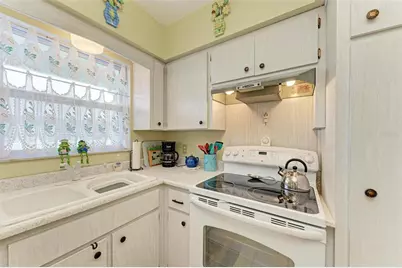 611 Gulf Drive N #D27, Bradenton Beach, FL 34217 - Photo 14