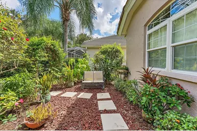 8125 Collingwood Court, University Park, FL 34201 - Photo 44