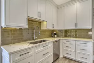 1211 Gulf of Mexico Dr, Longboat Key, FL 34228 - Photo 16