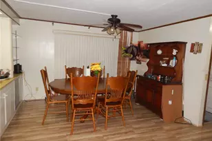 6710 36th Ave E, Palmetto, FL 34221 - Photo 4