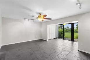 1526 Pelican Point Dr, Sarasota, FL 34231 - Photo 8