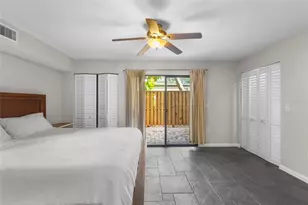 1526 Pelican Point Dr, Sarasota, FL 34231 - Photo 10