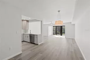 1523 Clower Creek Dr, Sarasota, FL 34231 - Photo 4