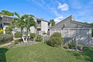 244 Woodland Dr, Osprey, FL 34229 - Photo 2