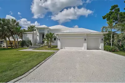 5058 Windward Avenue, Sarasota, FL 34242 - Photo 4