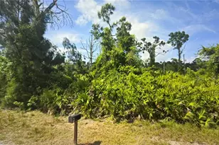 13258 Drysdale Ave, Port Charlotte, FL 33981 - Photo 2