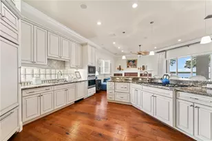 757 Hideaway Bay Dr, Longboat Key, FL 34228 - Photo 14