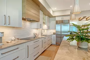 435 L Ambiance Dr, Longboat Key, FL 34228 - Photo 34