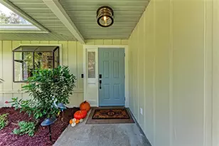 6910 Arbor Oaks Ct, Bradenton, FL 34209 - Photo 8