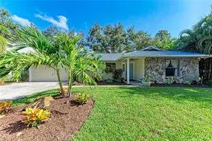 6910 Arbor Oaks Ct, Bradenton, FL 34209 - Photo 2
