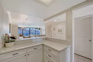 8710 Midnight Pass Rd, Sarasota, FL 34242 - Photo 26