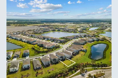 9048 Tequila Sunrise Drive, Sarasota, FL 34241 - Photo 30
