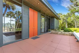 62 Sandy Hook Rd S, Sarasota, FL 34242 - Photo 4