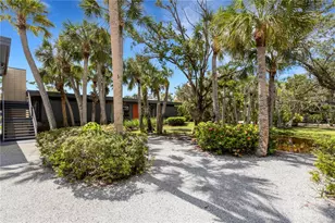 62 Sandy Hook Rd S, Sarasota, FL 34242 - Photo 46