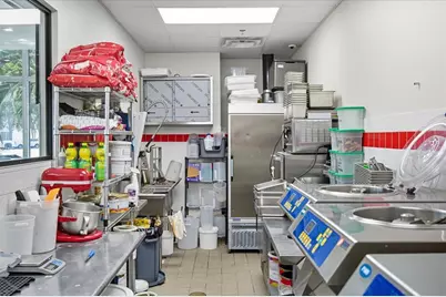 1691 Central Avenue, Saint Petersburg, FL 33713 - Photo 32