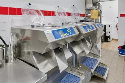 1691 Central Avenue, Saint Petersburg, FL 33713 - Photo 36