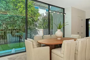 1642 Bahia Vista St, Sarasota, FL 34239 - Photo 12