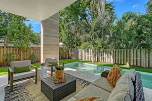 1642 Bahia Vista St, Sarasota, FL 34239 - Photo 48