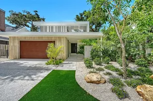 1642 Bahia Vista St, Sarasota, FL 34239 - Photo 1