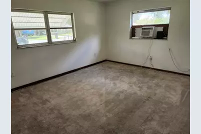 411 31st Avenue E, Bradenton, FL 34208 - Photo 10