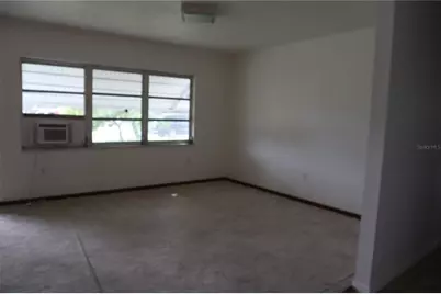 411 31st Avenue E, Bradenton, FL 34208 - Photo 8