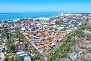 185 Vista Hermosa Cir, Sarasota, FL 34242 - Photo 24