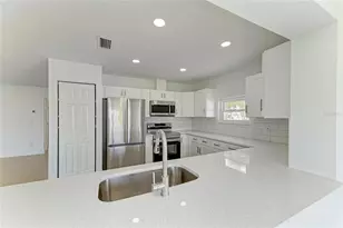 4412 Dolphin Ln, Palmetto, FL 34221 - Photo 16