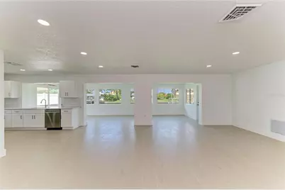 4412 Dolphin Lane, Palmetto, FL 34221 - Photo 10