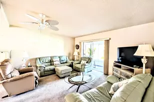 2303 Sunset Dr, Bradenton, FL 34207 - Photo 12