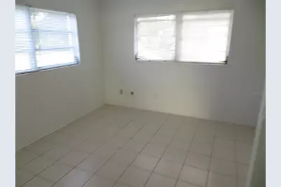 2321 15th Avenue W, Bradenton, FL 34205 - Photo 8