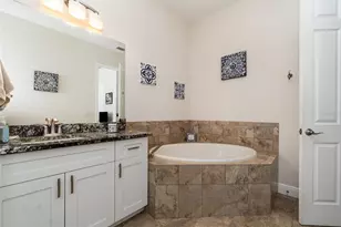 3137 SE 8th Ave, Cape Coral, FL 33904 - Photo 12