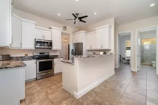 3137 SE 8th Ave, Cape Coral, FL 33904 - Photo 6