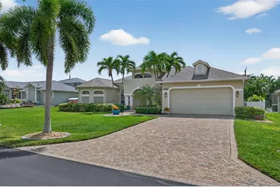 2106 SW 52nd Street, Cape Coral, FL 33914 - Photo 4