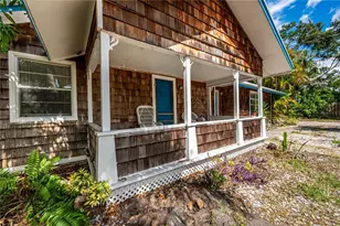 747 42nd St, Sarasota, FL 34234 - Photo 2