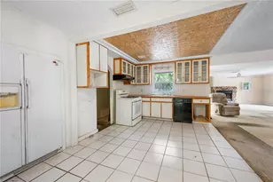 747 42nd St, Sarasota, FL 34234 - Photo 18