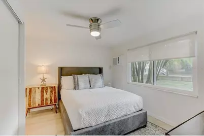 407 Ohio Place, Sarasota, FL 34236 - Photo 8