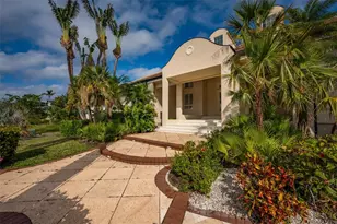 981 Longboat Club Rd, Longboat Key, FL 34228 - Photo 92