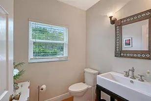 1685 6th St, Sarasota, FL 34236 - Photo 24