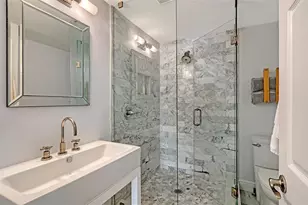 1685 6th St, Sarasota, FL 34236 - Photo 20