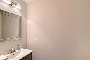 1685 6th St, Sarasota, FL 34236 - Photo 26