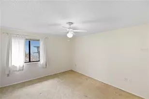 5908 36th Ave Cir W, Bradenton, FL 34209 - Photo 10