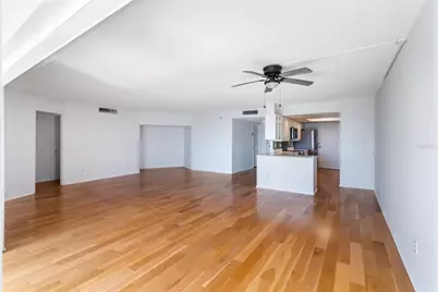 435 S Gulfstream Avenue #403, Sarasota, FL 34236 - Photo 12