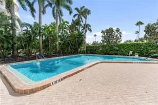 435 S Gulfstream Ave, Sarasota, FL 34236 - Photo 56