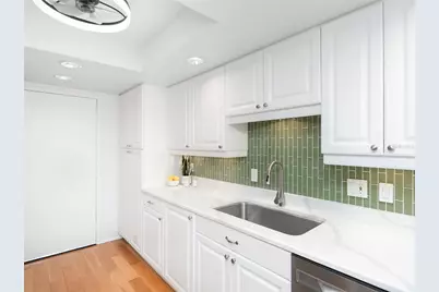435 S Gulfstream Avenue #403, Sarasota, FL 34236 - Photo 12