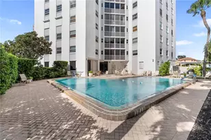 435 S Gulfstream Ave, Sarasota, FL 34236 - Photo 48