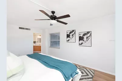 435 S Gulfstream Avenue #403, Sarasota, FL 34236 - Photo 32