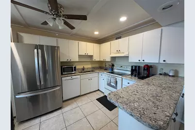 5400 34th Street W #H7, Bradenton, FL 34210 - Photo 2